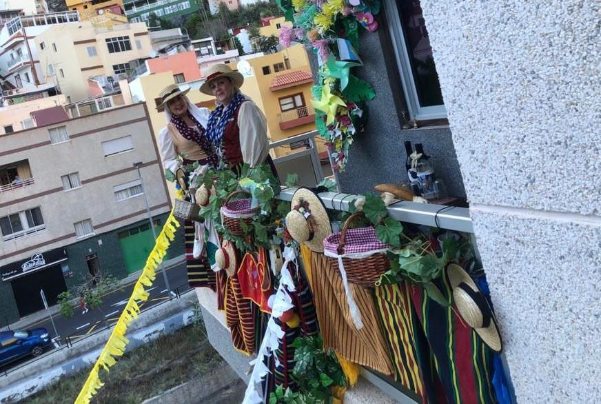 Concurso de cruces y balcones en Santa Cruz