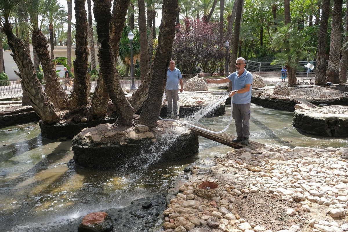 Limpieza en el Parque Municipal, en una imagen de archvio