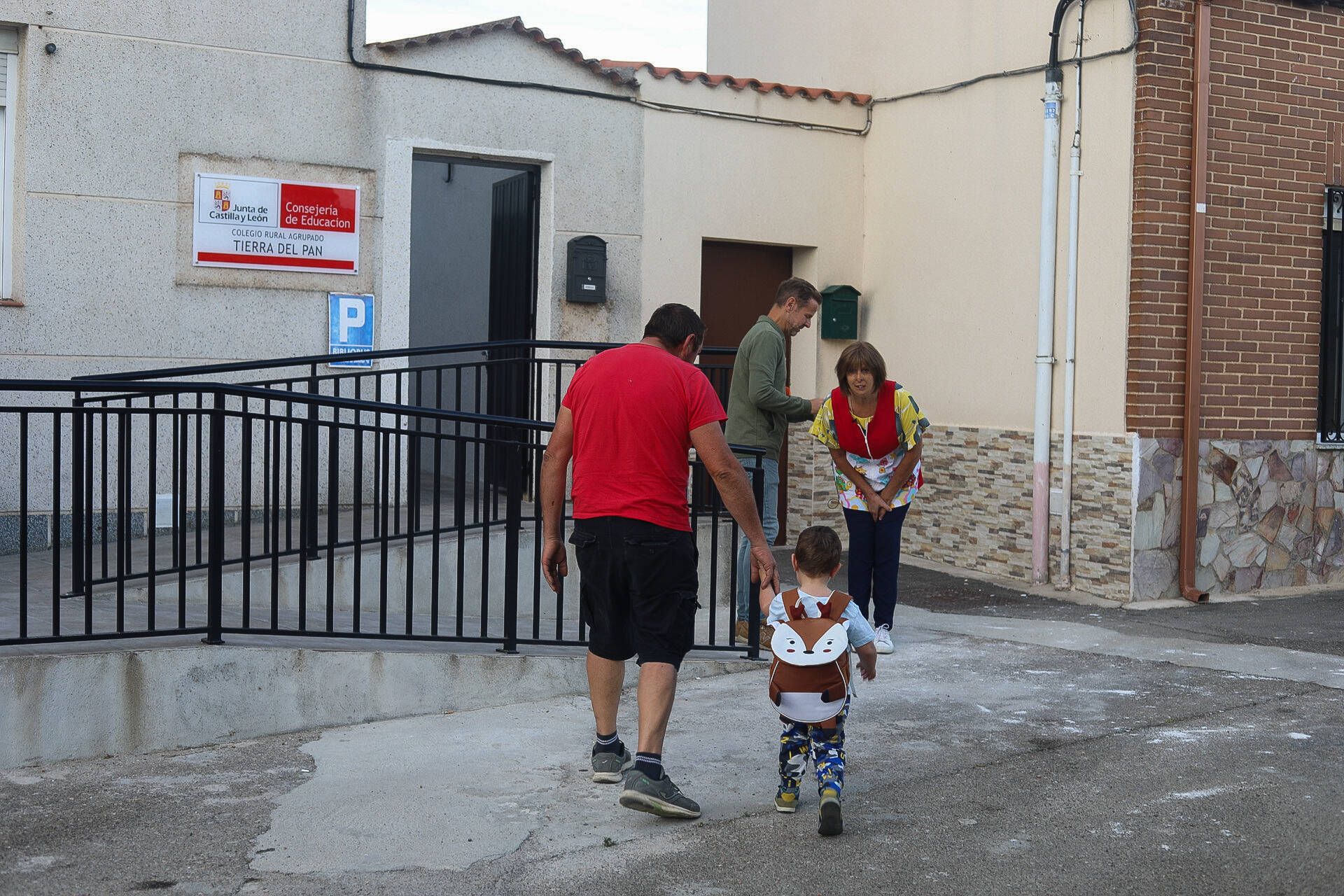 El aula de Cubillos reabre sus puertas tras 17 años