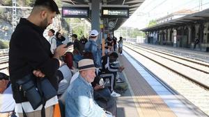 "Tot Catalunya ha d'anar a Barcelona, que a la vegada expulsa la gent?"