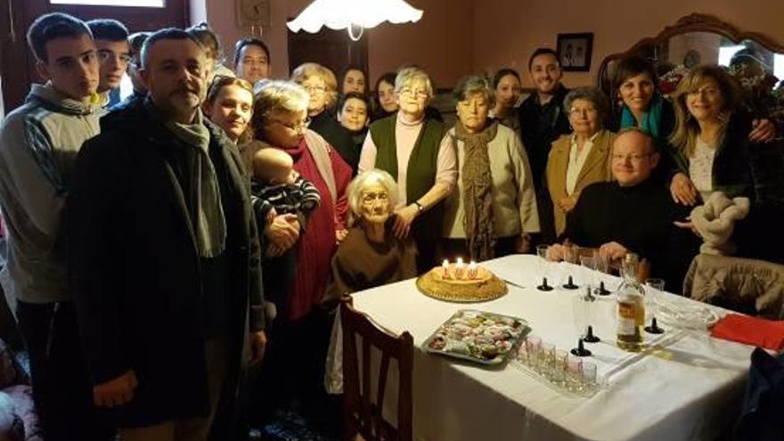 Benifaió homenajea a su centenaria