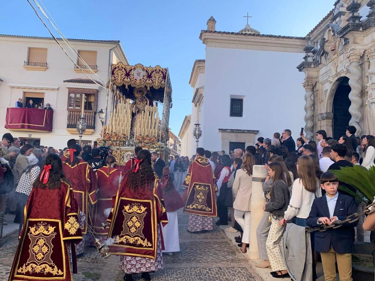 Cabra. Jesús Amarrado a la Columna y Azotes y la Virgen de la Caridad. Cabra. Jesús Amarrado a la Columna y Azotes y la Virgen de la Caridad.