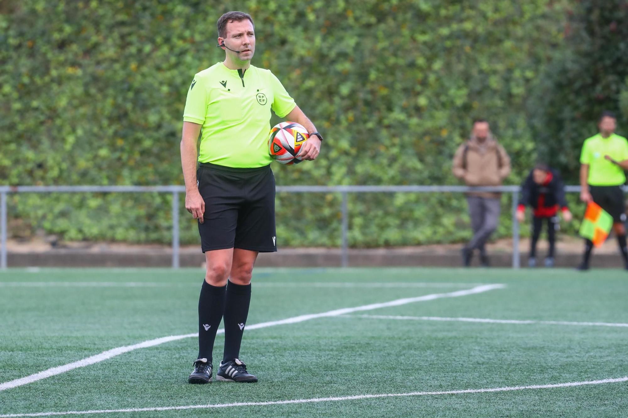 Las mejores imágenes de la victoria del Arosa ante la Unión Deportiva Ourense (1-0)