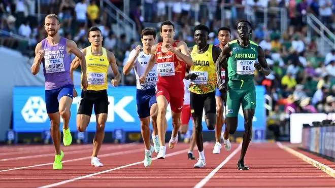 De Arriba y Mariano avanzan en 800 y Sara Gallego rozó su récord