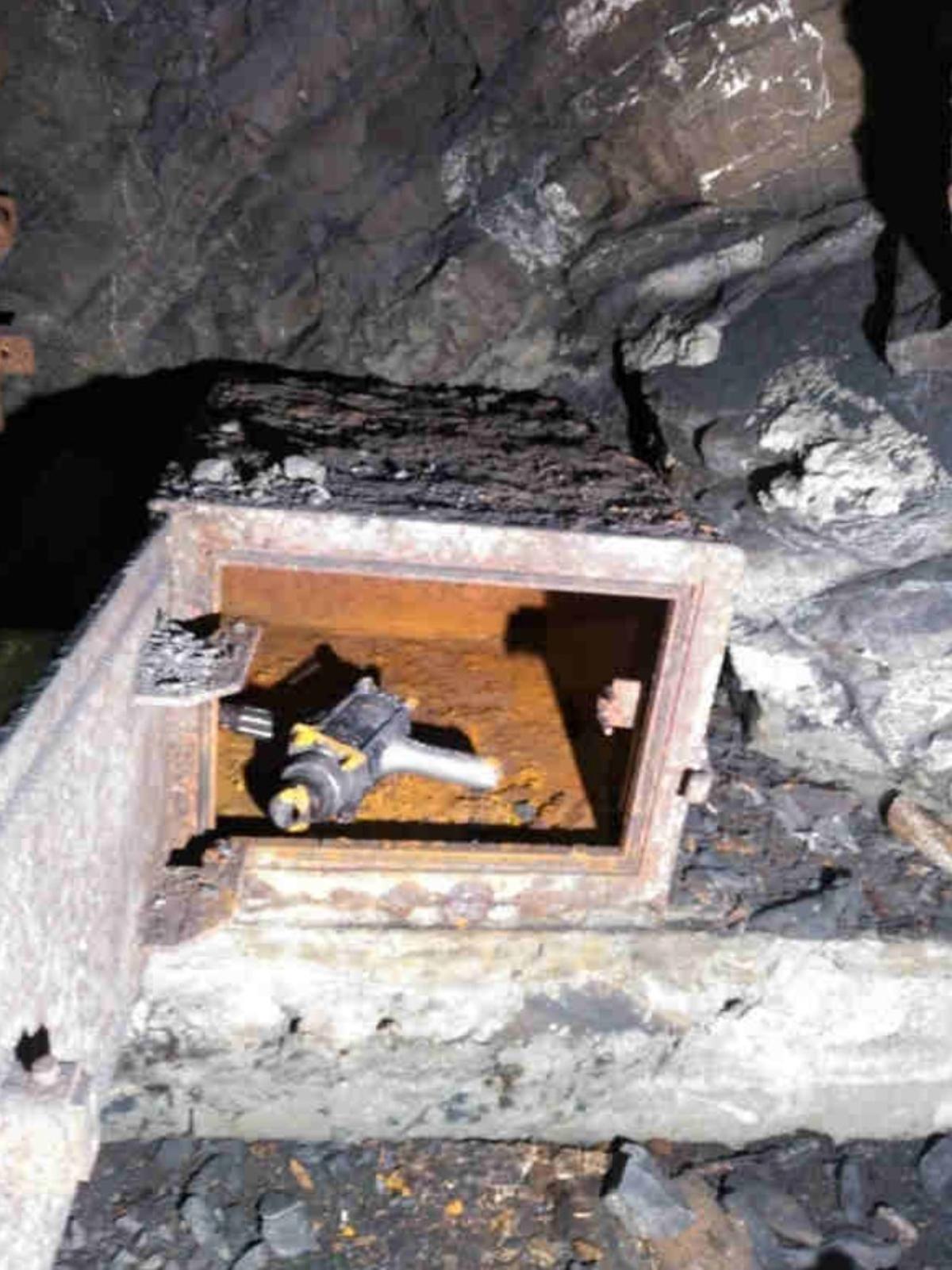 EN IMÁGENES: Así era "el peor de los chamizos": el espacio angosto y en riesgo de derrumbe en el que trabajaban los mineros que murieron en Cerredo