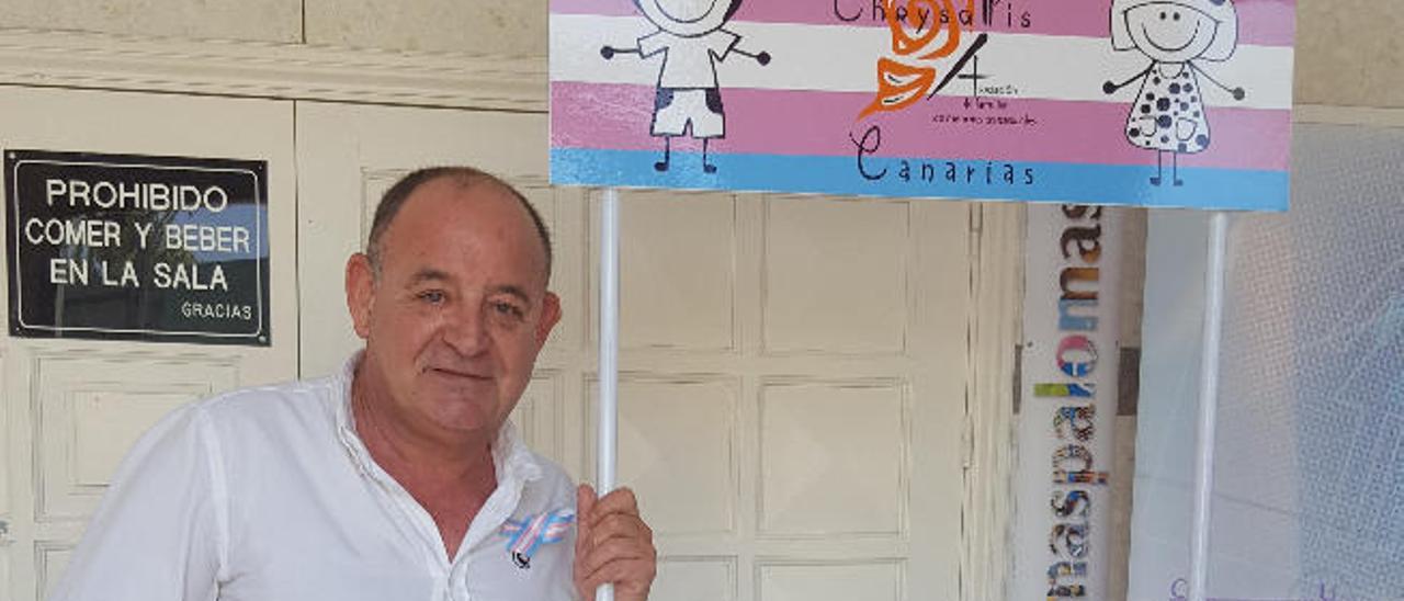 Vicent Bataller, ayer en el curso sobre transexualidad en la Universidad de Verano de Maspalomas.