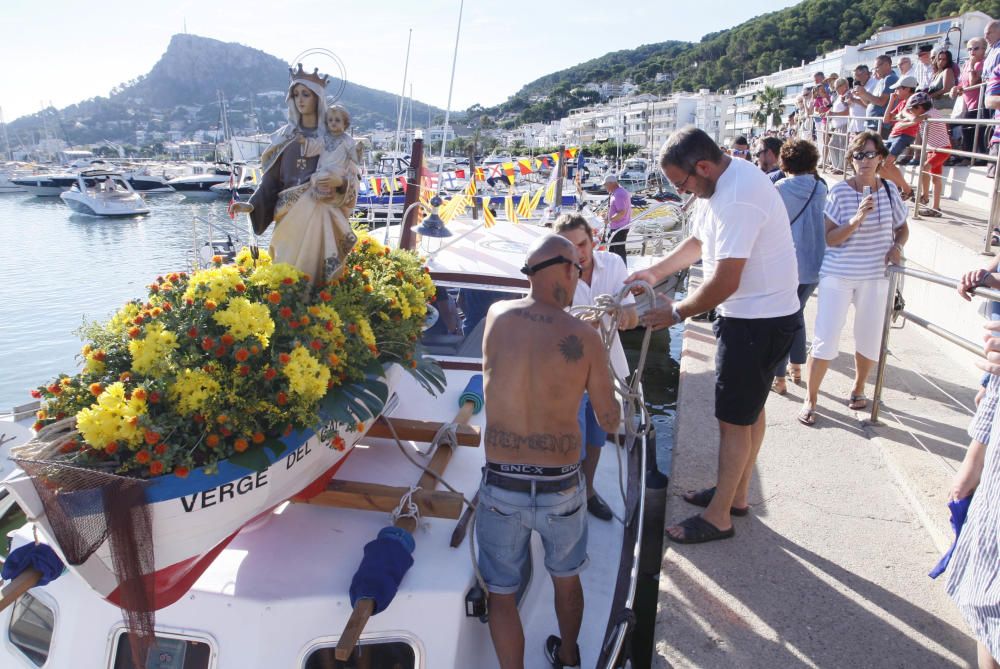 Processó marinera en honor a la Verge del Carme a l''Estartit