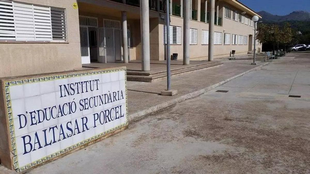 El instituto Baltasar Porcel, en Andratx.