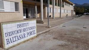 Identificats sis menors per difondre missatges homòfobs contra un professor de Mallorca