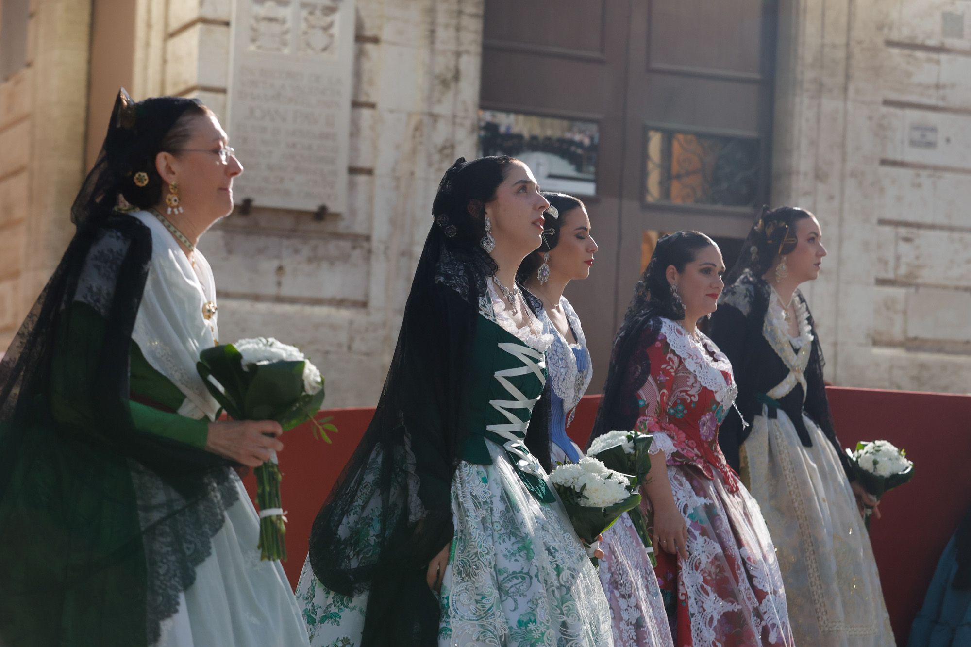 Todas las fotos de la Ofrenda del 17 de marzo por la calle San Vicente de 19:00 a 20:00 horas