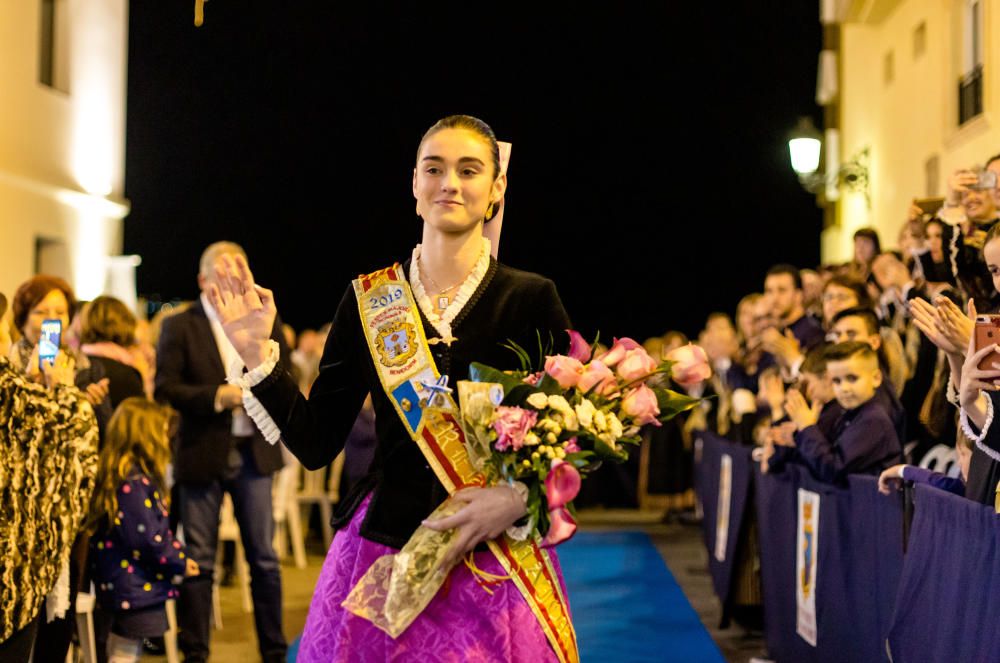 La Ofrenda honra a la Virgen del Sufragio de Benidorm