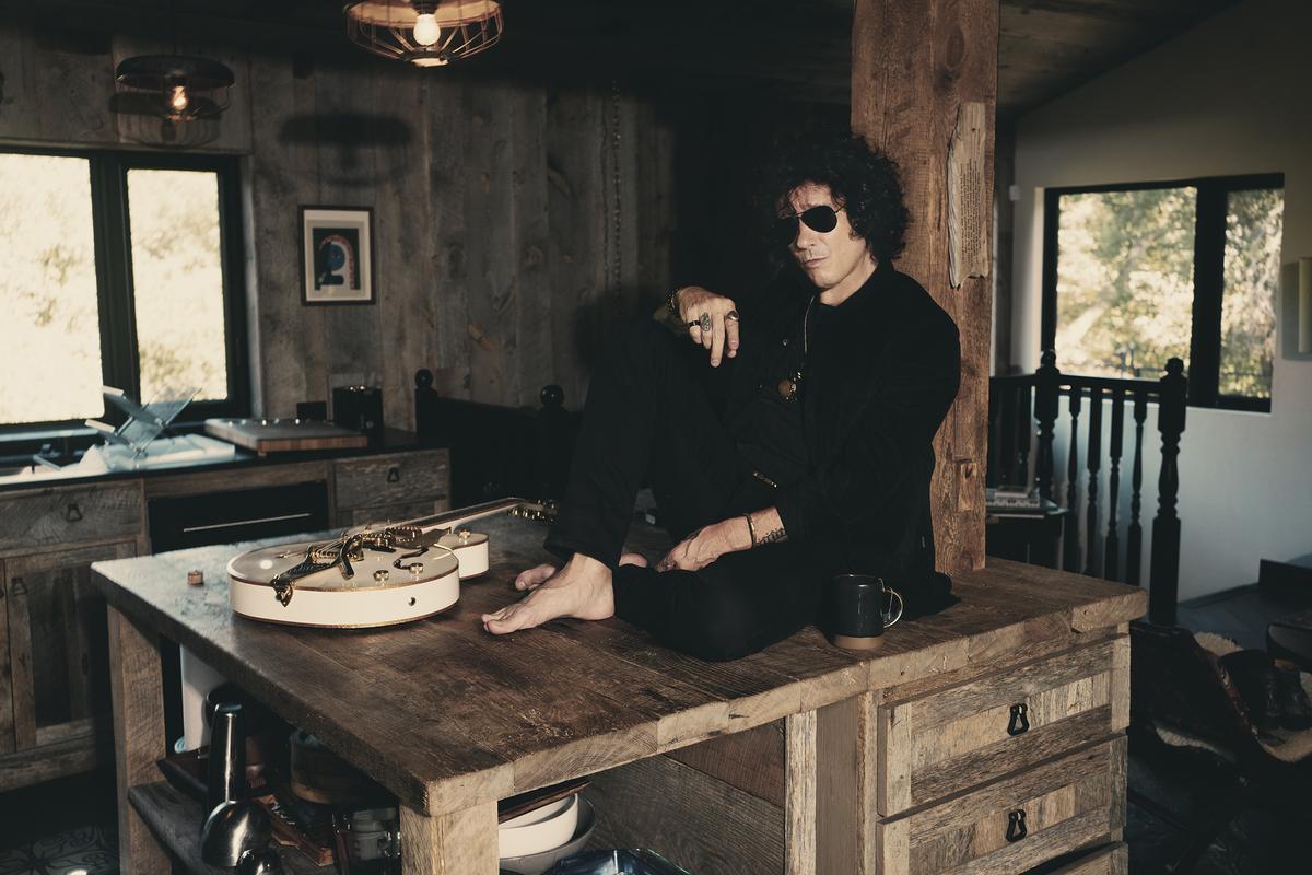 Bunbury publica el próximo 26 de mayo su nuevo álbum, ’Greta Garbo’.