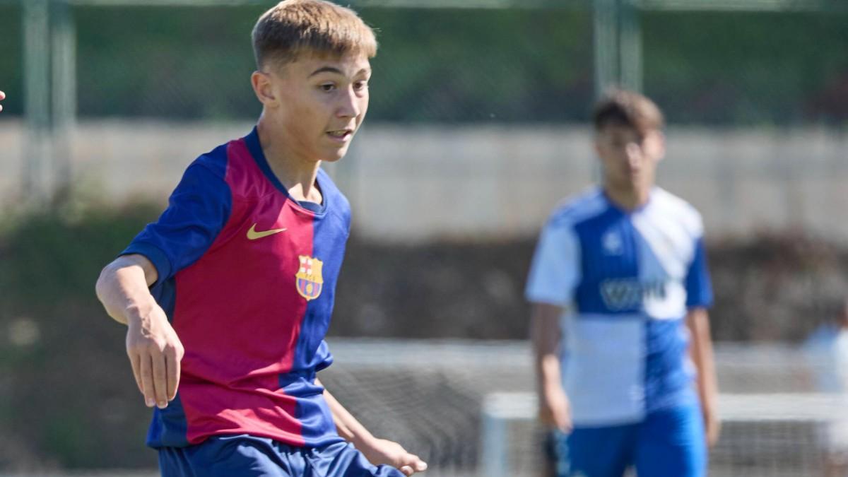 Artem Rybak juega en el Cadete B del Barça