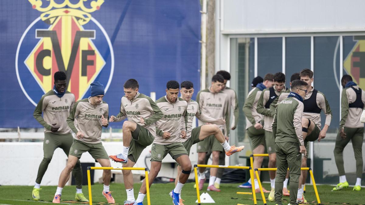 Thiago Fernández participó en la sesión del viernes, previa al partido en Elche.