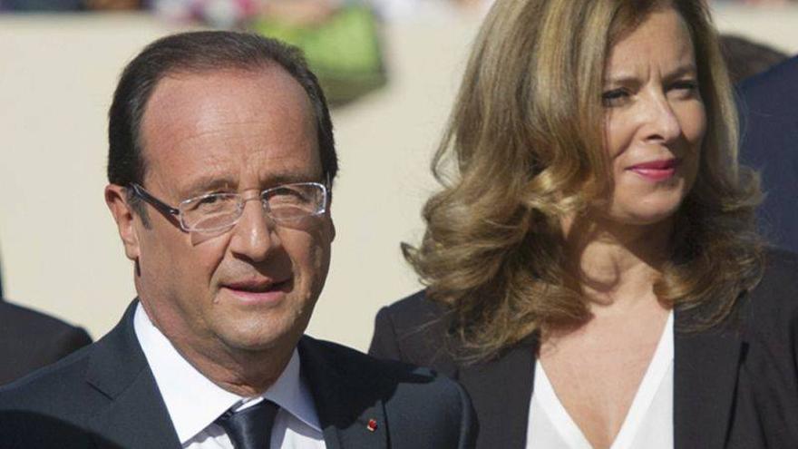 La policía pilla a un hijastro de Hollande con marihuana