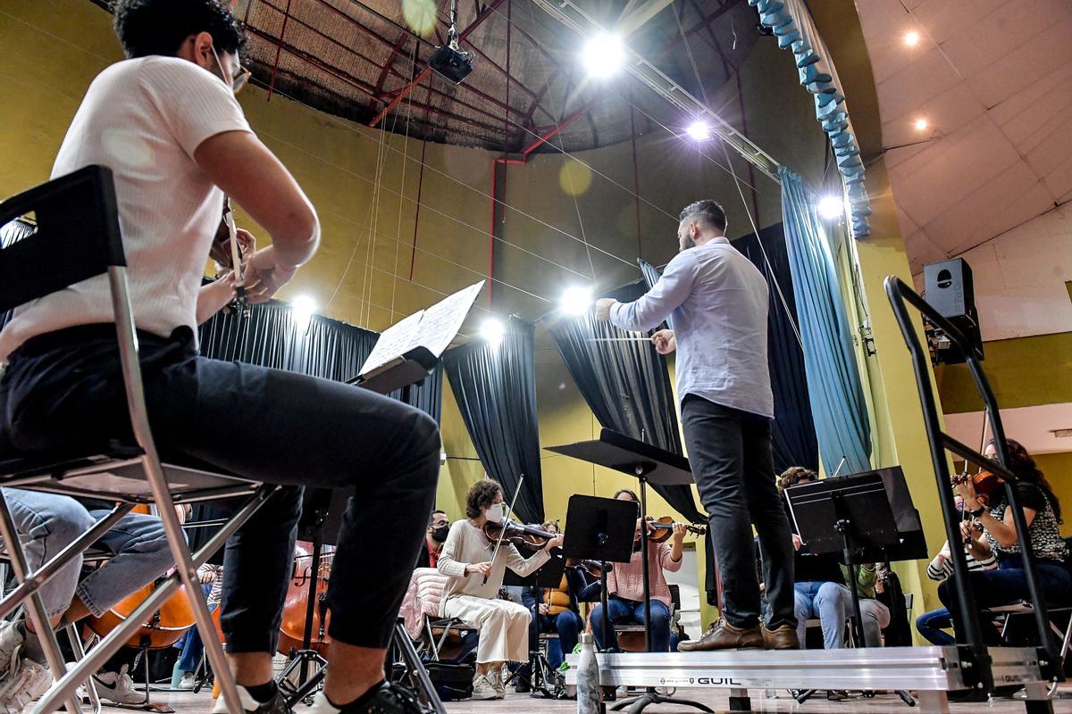 Reportaje a la Orquesta Comunitaria de Gran Canaria Reportaje a la Orquesta Comunitaria de Gran Canaria