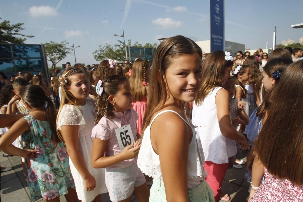 Las candidatas a la Corte de Honor Infantil, en l'Oceanogràfic