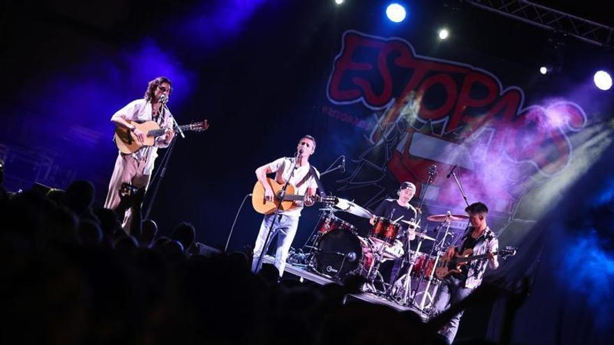 Alcántara te invita a revivir los grandes éxitos de Estopa en una noche cargada de nostalgia