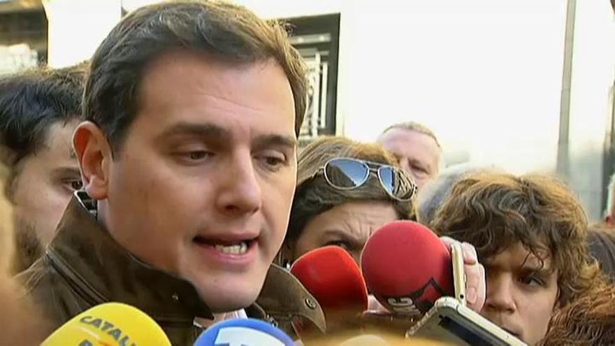 Rivera le pide a Rajoy que entone el "mea culpa"