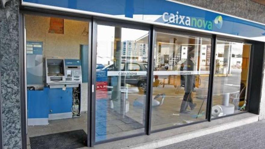 Asaltan la estación de ITV de Vigo y el cajero de un banco porriñés con explosiones de gas