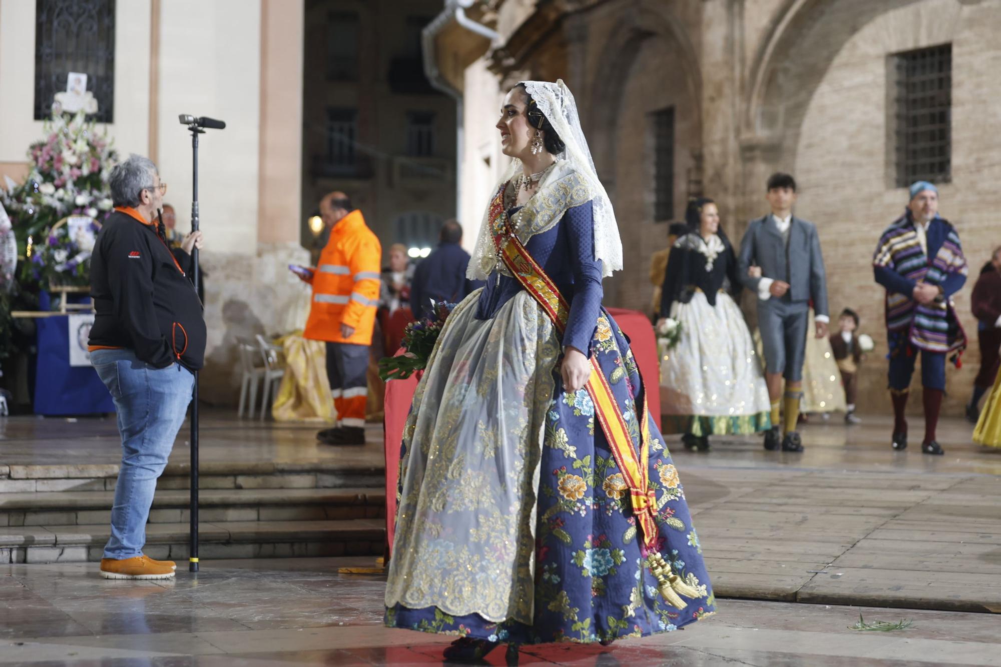 Ofrenda 2023 | Falleras Mayores e Infantiles de comisiones del 17 de Marzo (I)