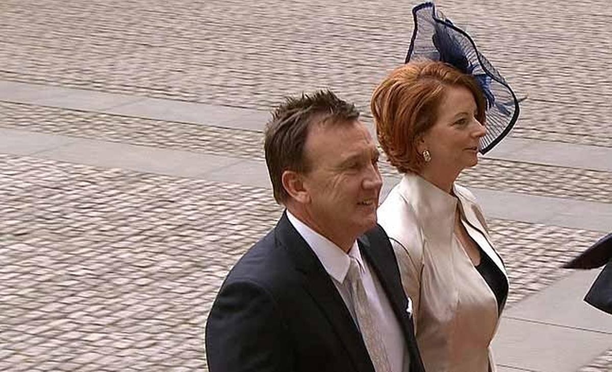 La primera ministra australiana, Julia Gillard, arriba a l’abadia de Westminster.