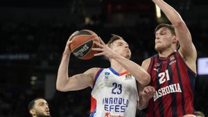 El Baskonia perdió ante Anadolu Efes