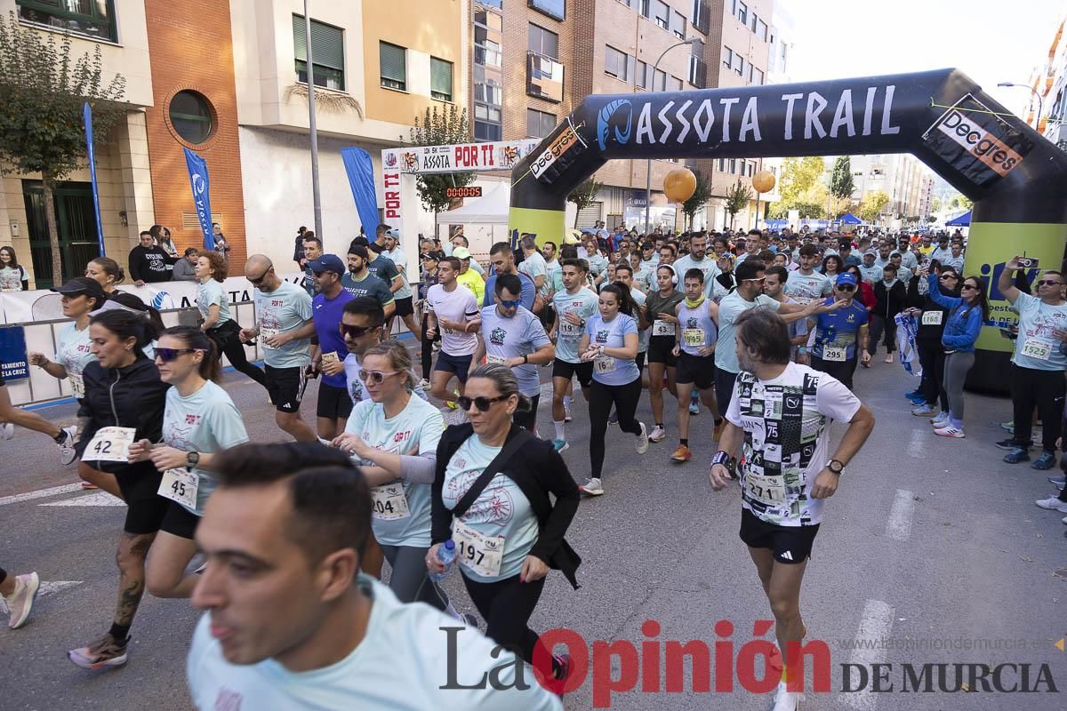 Carrera '10K Assota por ti' en Caravaca (salida y giro primera vuelta)