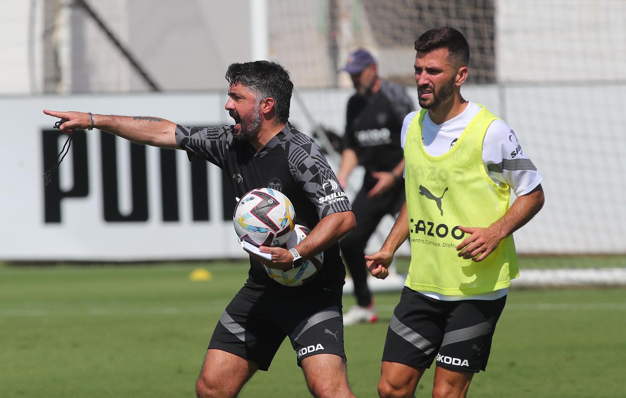 Las imágenes del entrenamiento de hoy del Valencia CF