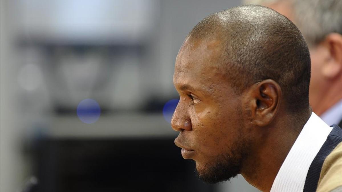 Abidal defiende que su trasplante cumplió los protocolos