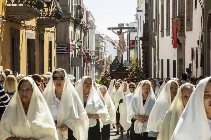 19.04.19. Las Palmas de Gran Canaria. SEMANA SANTA. Procesión de Las Mantillas en Vegueta.  Foto Quique Curbelo  | 19/04/2019 | Fotógrafo: Quique Curbelo