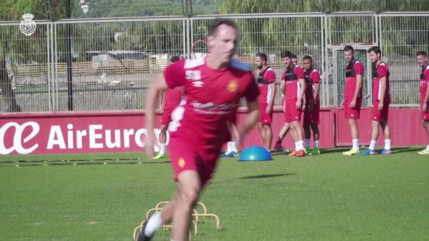 Nash y Holden participan en el entrenamiento del Mallorca