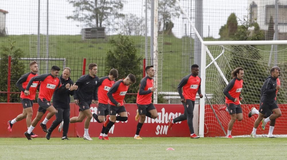 Entrenamiento del Sporting en Mareo.