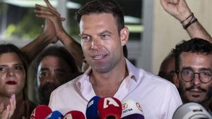 Syriza força la destitució del seu líder mentre cau en els sondejos