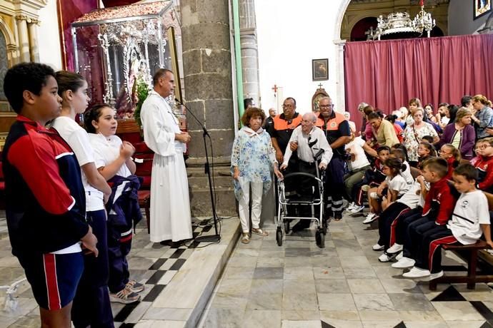 14-10-19 GRAN CANARIA. IGLESIA DE SANTA MARIA DE GUIA. SANTA MARIA DE GUIA. La Virgen del Pino en la Iglesia de Santa Maria de Guía. Fotos: Juan Castro.  | 14/10/2019 | Fotógrafo: Juan Carlos Castro