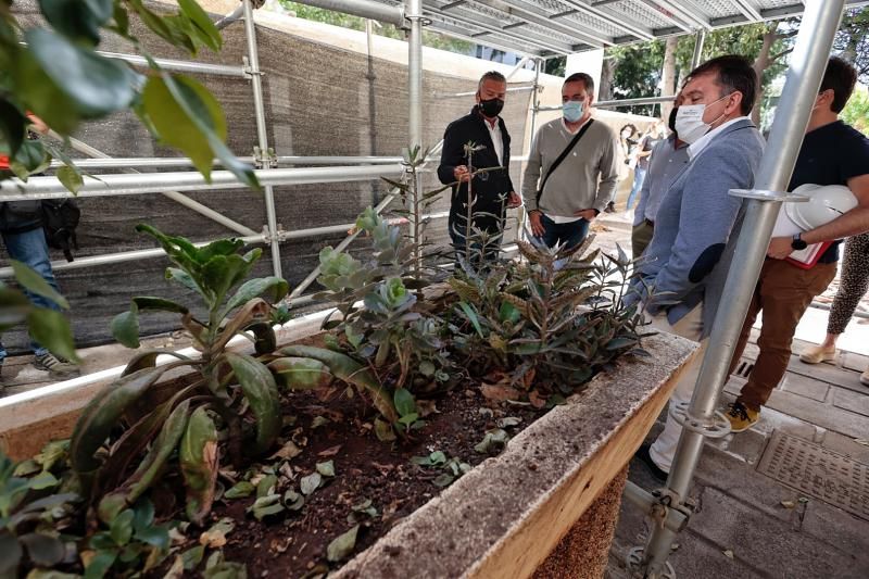 Visita a la antigua Escuela de Comercio de Santa Cruz