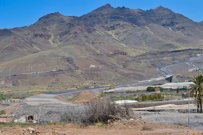 Obras para nuevo tramo de la carretera de La Aldea