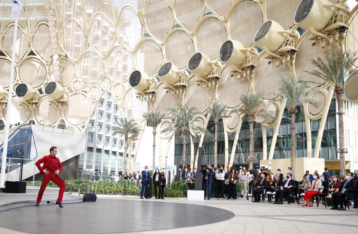 Ruben Olmo, director del Ballet Nacional de España, durante su actuación en el Día de España en la Expo de Dubai.