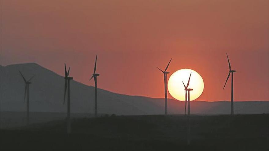 El 30% de la potencia renovable de las subastas se queda sin ejecutar