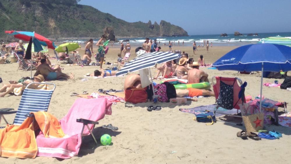 Playa del Aguilar en Muros del Nalón.