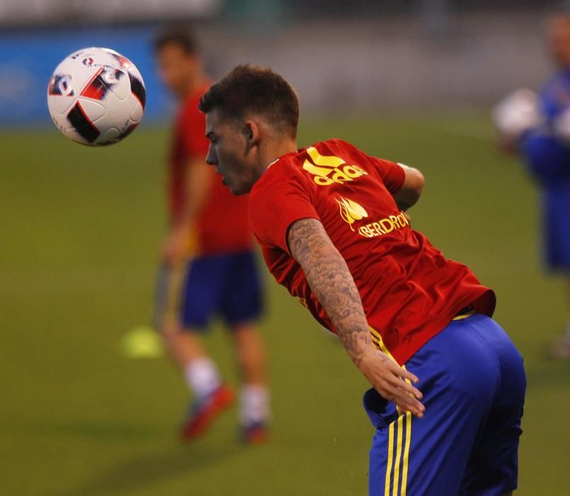 Las mejores imágenes del entrenamiento de Munir con la Selección Española