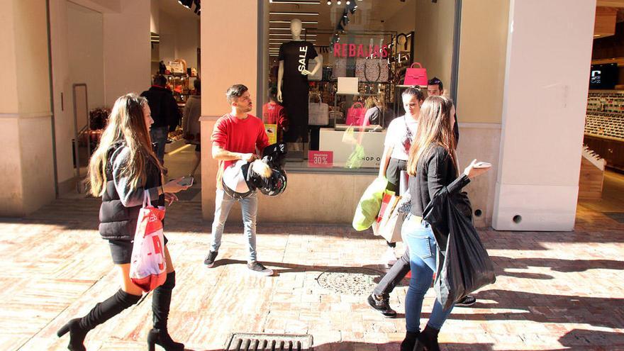 Mañana soleada en las calles del centro de Málaga, un panorama que se repetirá esta semana.