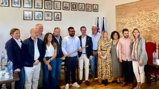 El Ayuntamiento de ses Salines, con los votos del PP, aprueba una moción que insta al Govern a respetar el catalán