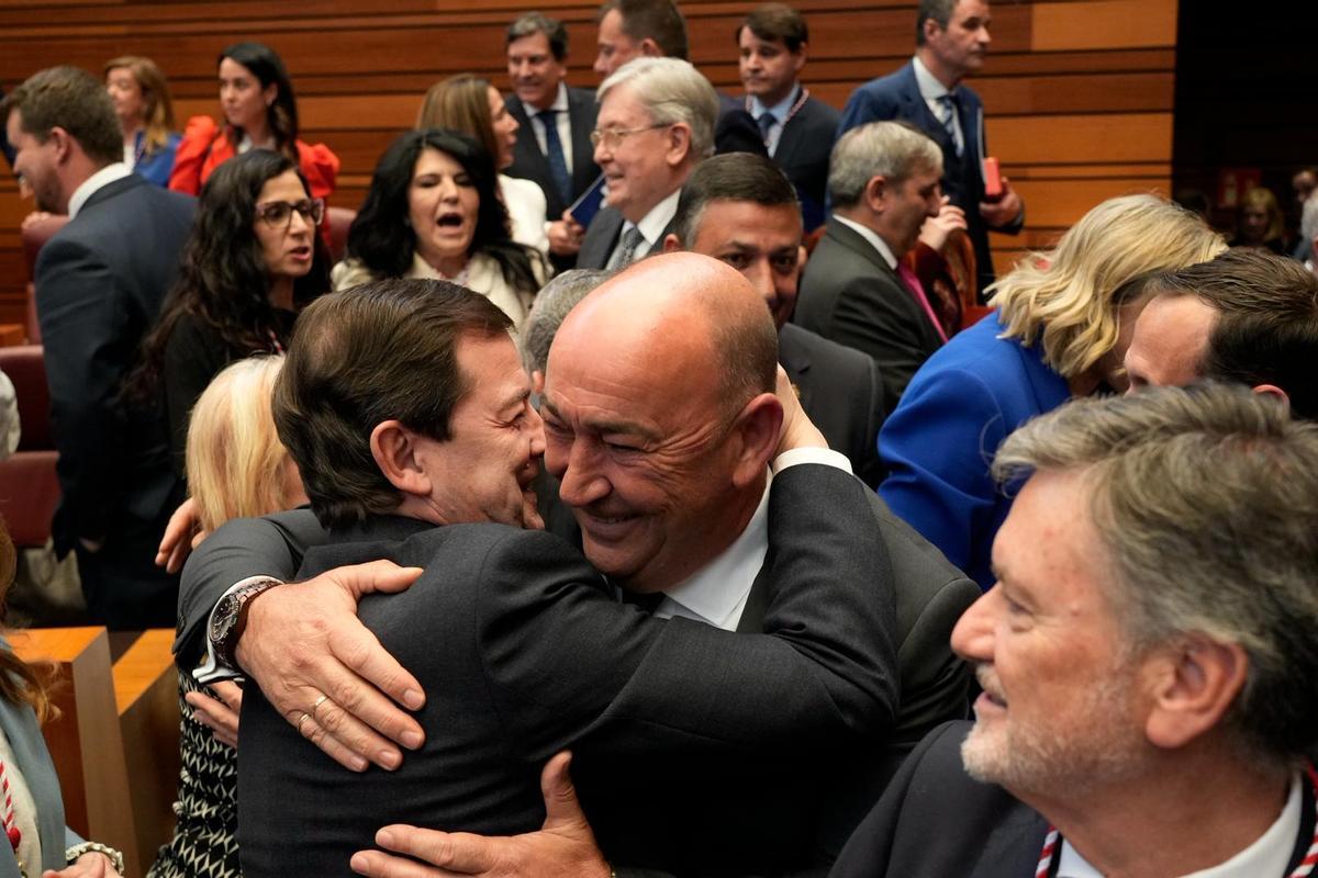 Los rostros zamoranos en la constitución de las Cortes de Castilla y León: la sesión, en imágenes Los rostros zamoranos en la constitución de las Cortes de Castilla y León: la sesión, en imágenes