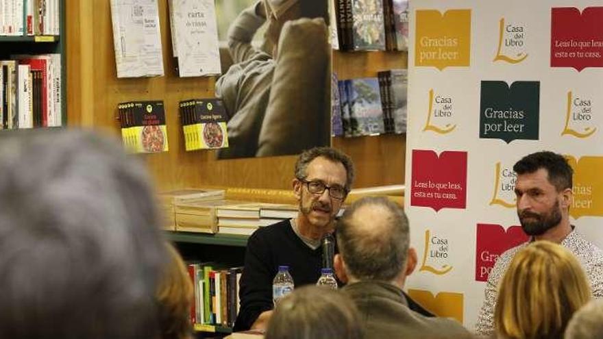 Menéndez Salmón presenta su nuevo libro en Gijón