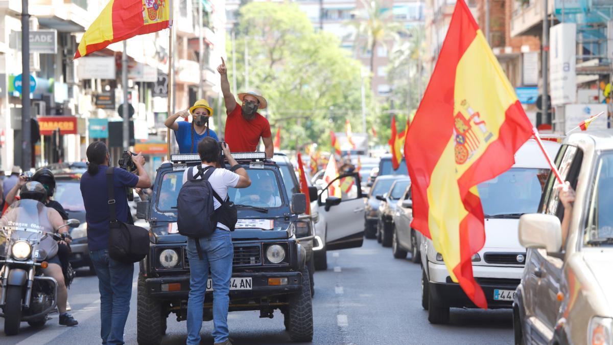 Caravana de coches organizada por Vox hace unos meses