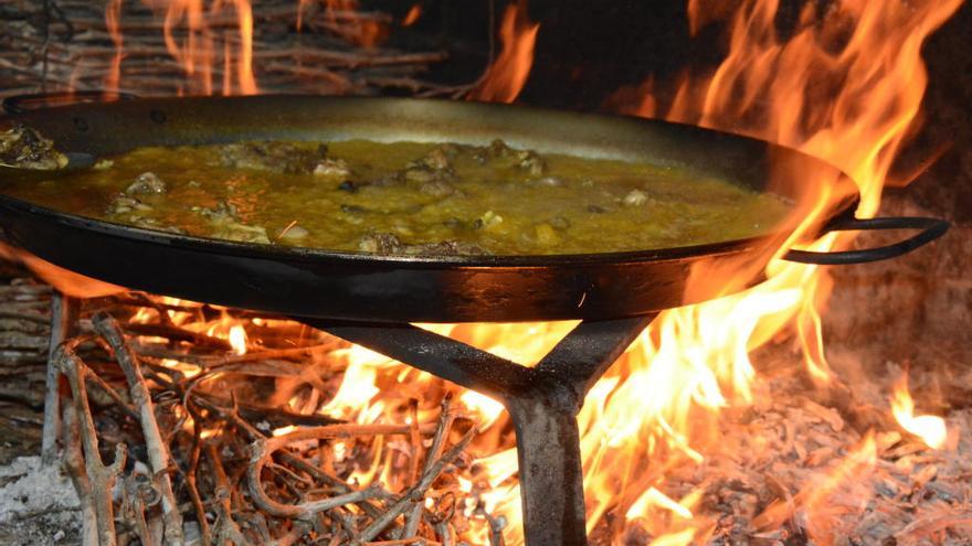 Gazpachos con conejo y caracoles este viernes en Pinoso