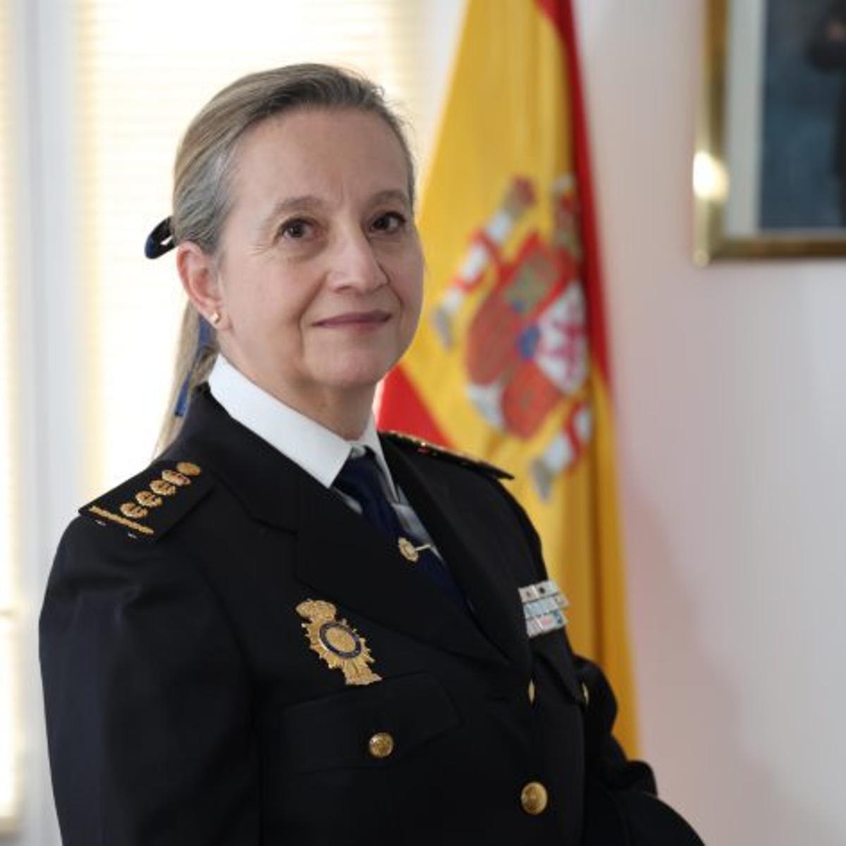 Marlaska vol una dona com a número dos de la Policia