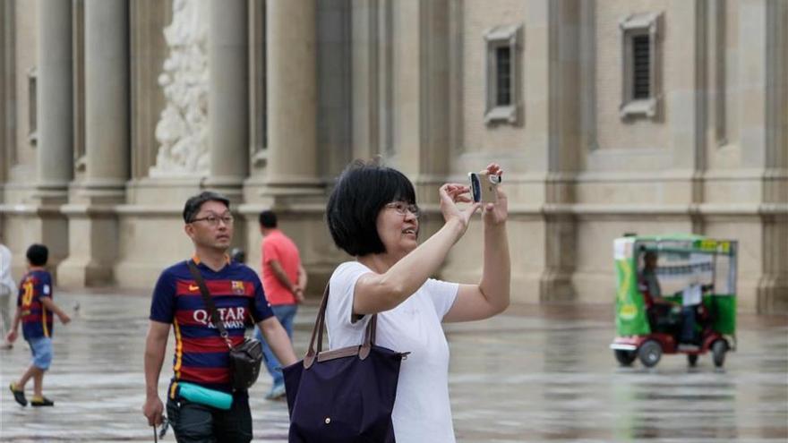 Zaragoza recibe por primera vez más turistas de China que de Francia