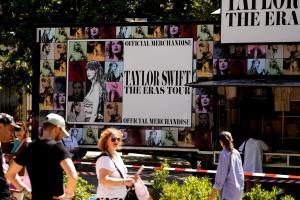 Estos son los puntos de venta de merchandising de Taylor Swift en Madrid